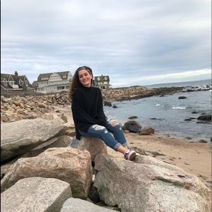 Meet your Posher, Amanda